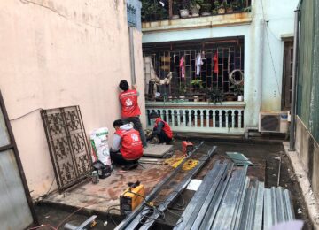 Nâng tầng nhà dân Nha365 trong quá trình xây dựng và phát triển đã được phục vụ rất nhiều khách hàng có nhu cầu nâng thêm 1 tầng trên sân thượng để chống nóng, chống thấm, thêm không gian sử dụng. Nha365 xin giới thiệu một số đặc điểm của loại hình công trình nâng tầng nhà dân mà chúng tôi đã triển khai tại Hà Nội.
