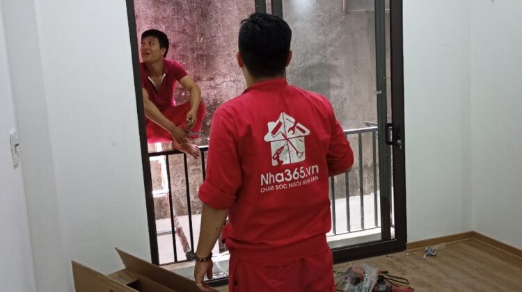 Quy trình lắp đặt điều hòa Lắp đặt điều hòa là một công việc đòi hỏi kỹ thuật, cần được thực hiện bởi người thợ có tay nghề nhằm đảm bảo tránh những lỗi xảy trong quá trình sử dụng điều hòa. Do vậy, Nha365.vn đã xây dựng một quy trình chung cho mọi người […]