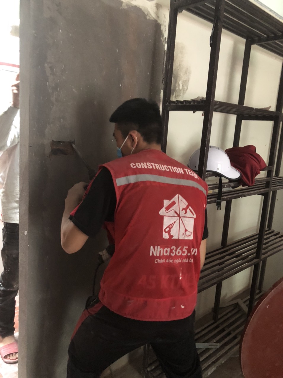 DỰ ÁN SỬA CHỮA, CẢI TẠO VĂN PHÒNG TẠI NGỌC HỒI 3 Z2465789587808 91d77bffb4acc1c685eaa602e556bffa