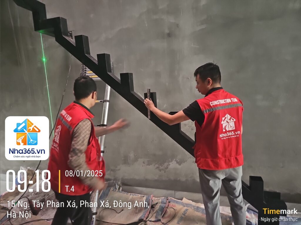 2025 01 08 09. 18. 57 15 ngo tay phan xa